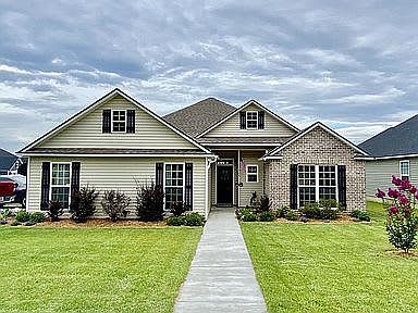 1st image of 3831 Coventry Dr
