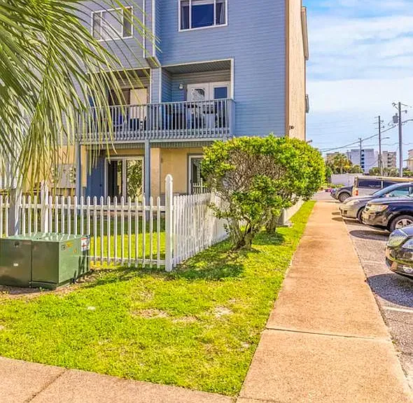330 Bluefish Dr #207 — Photo 34