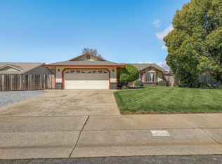 1548 Hominy Way, Redding, CA 96003