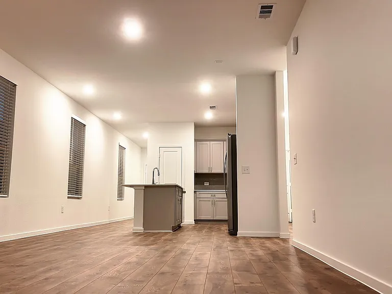 15932 Blass Valley Dr — Photo 9