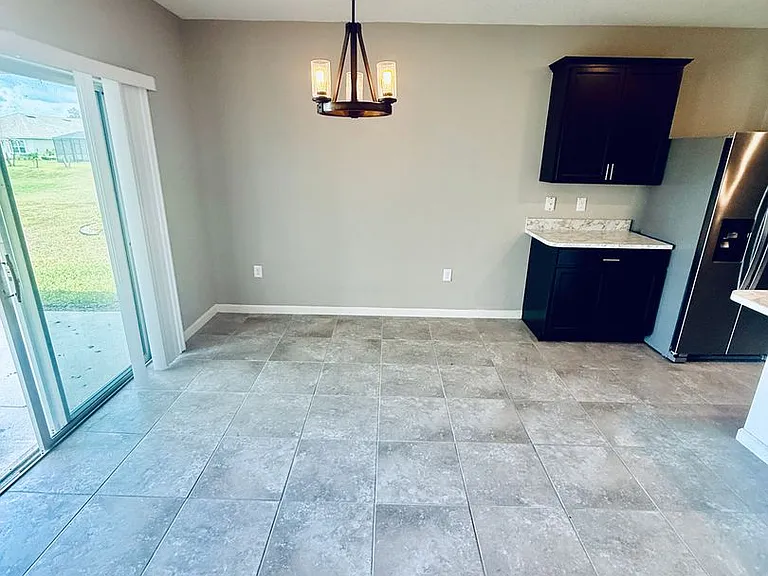 465 Sorrento Dr — Photo 19