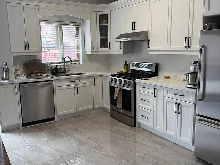 24 Viceroy Cres #MAIN — Photo 17