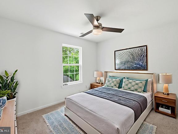 5th image of 9512 McKinley Ave