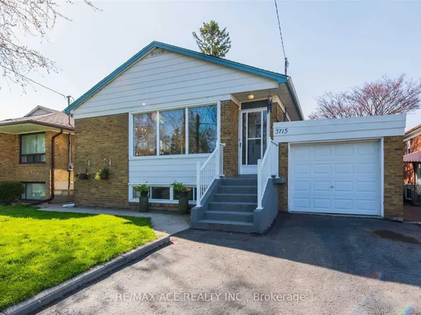 3715 Saint Clair Ave E, Toronto, ON M1M 1T5