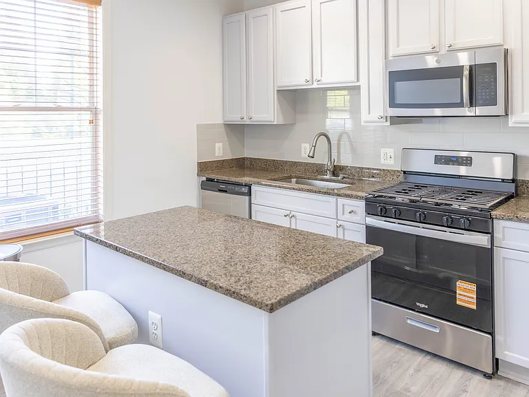 12824 Clarksburg Square Rd #105 — Photo 41