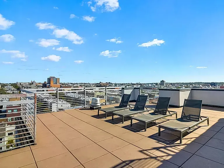 1433 De Kalb Ave #6A — Photo 6