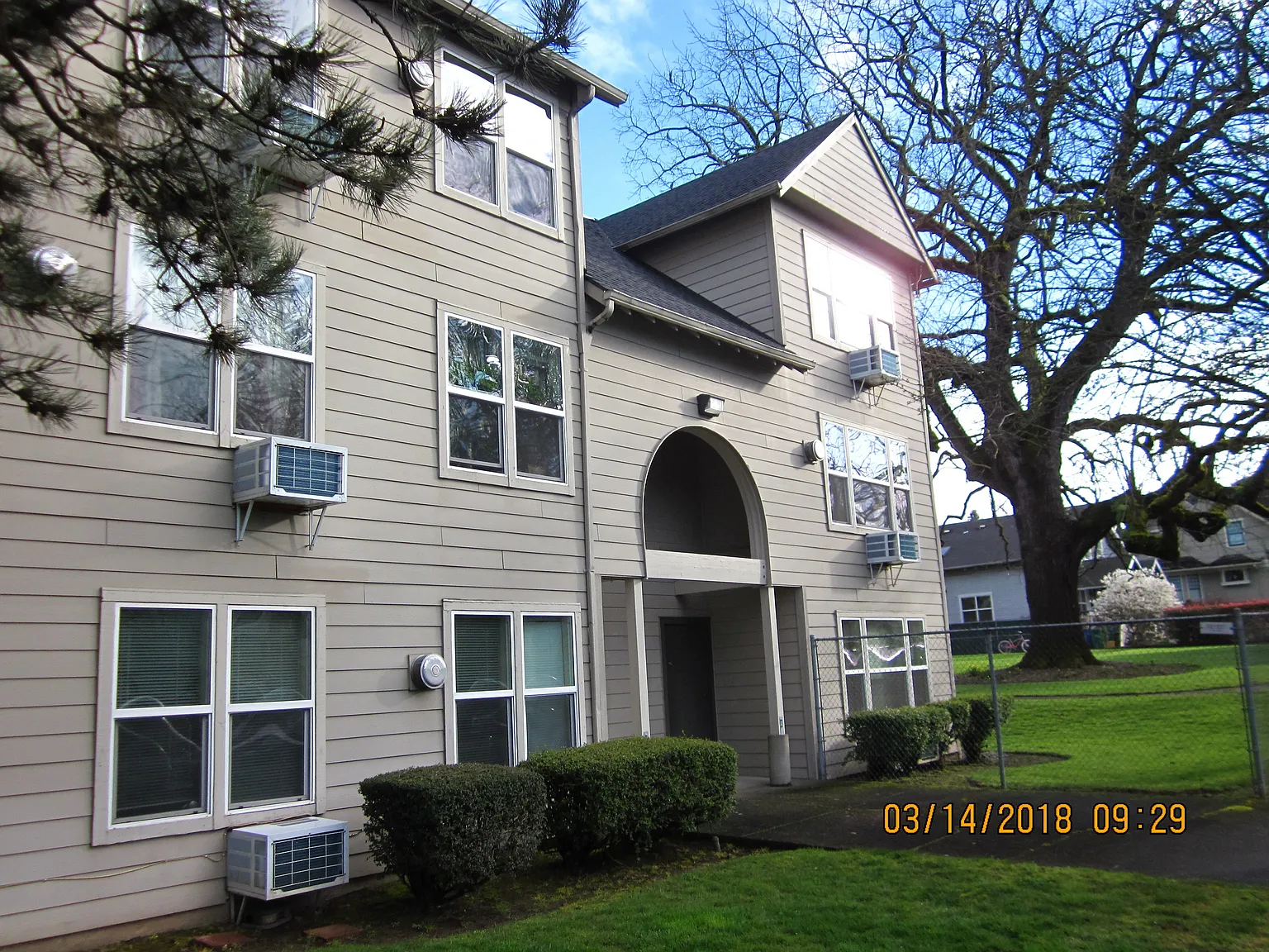 Caritas Plaza — Photo 4