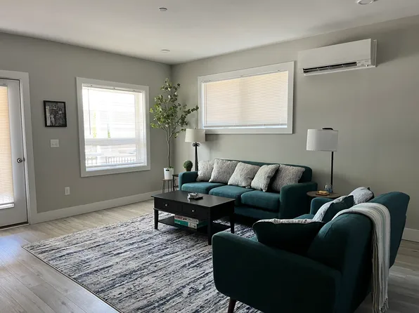 88 Union Ave #101, Old Orchard Beach, ME 04064