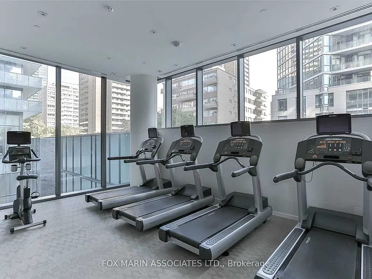 42 Charles St E #2108 — Photo 24