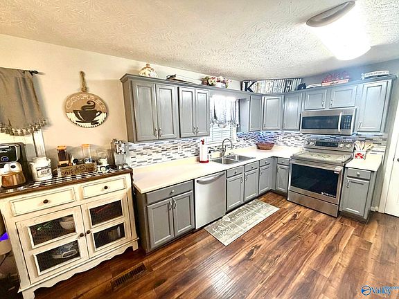 4th image of 312 Greenwood Ave