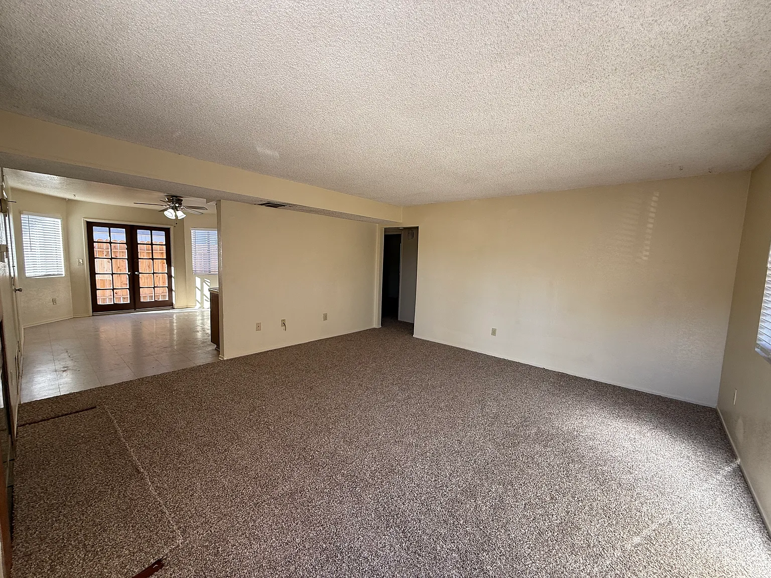 2 bed, 941 sqft, $950 — Photo 3