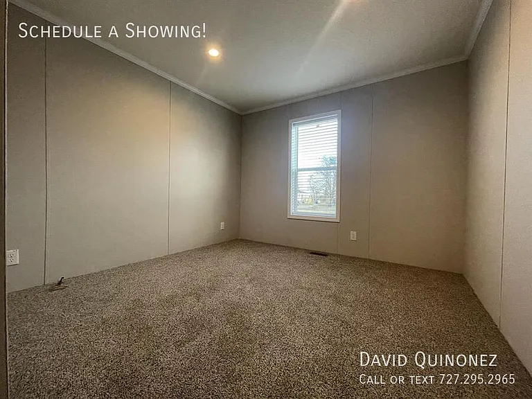 701 W Mill St #195 — Photo 8