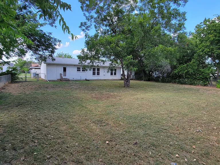 4804 Sabelle Ln — Photo 23