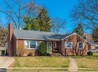 930 Shawnee Dr, Frederick, MD 21701