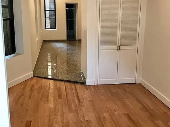 577 2nd Avenue image 7 of 12