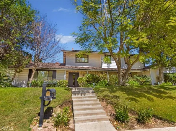 16901 Pineridge Dr, Granada Hills, CA 91344