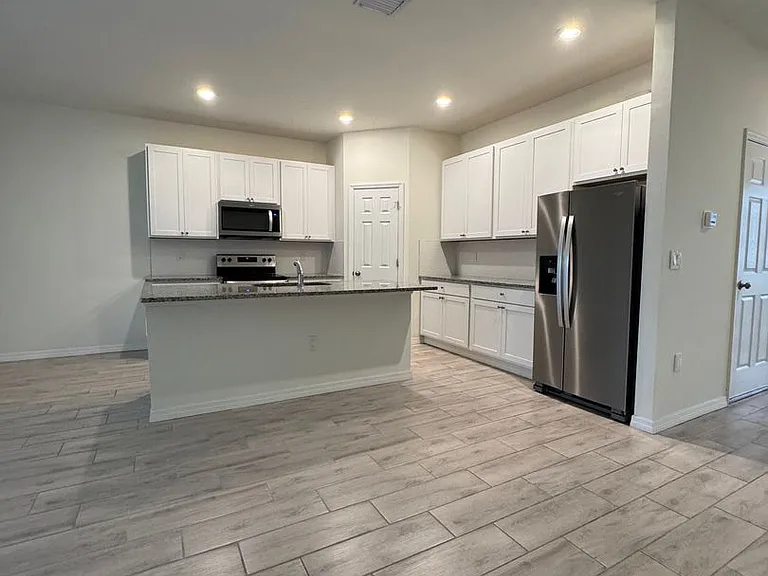 123 Pine Ln — Photo 9