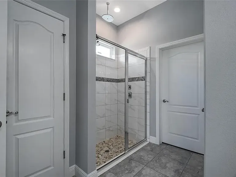 1090 Alder Tree Dr — Photo 15