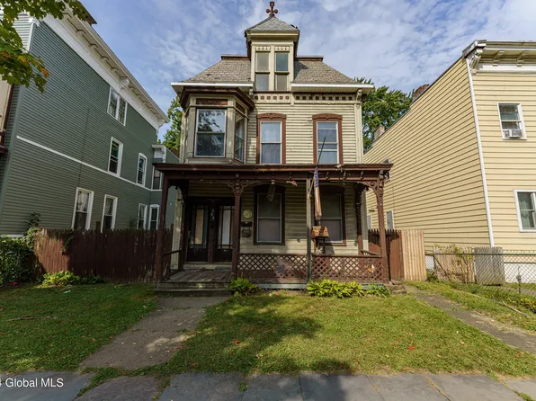 605 5th Avenue, Troy, NY 12182