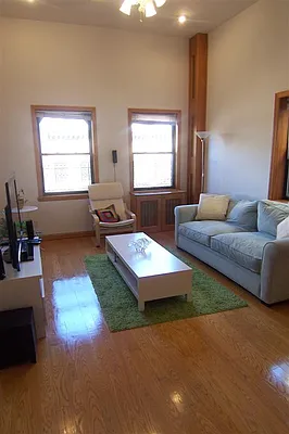Rented by Susan Finkel, LREB | media 10