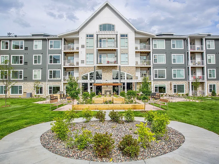 The Legends of Champlin 55+ Apartments — Photo 1