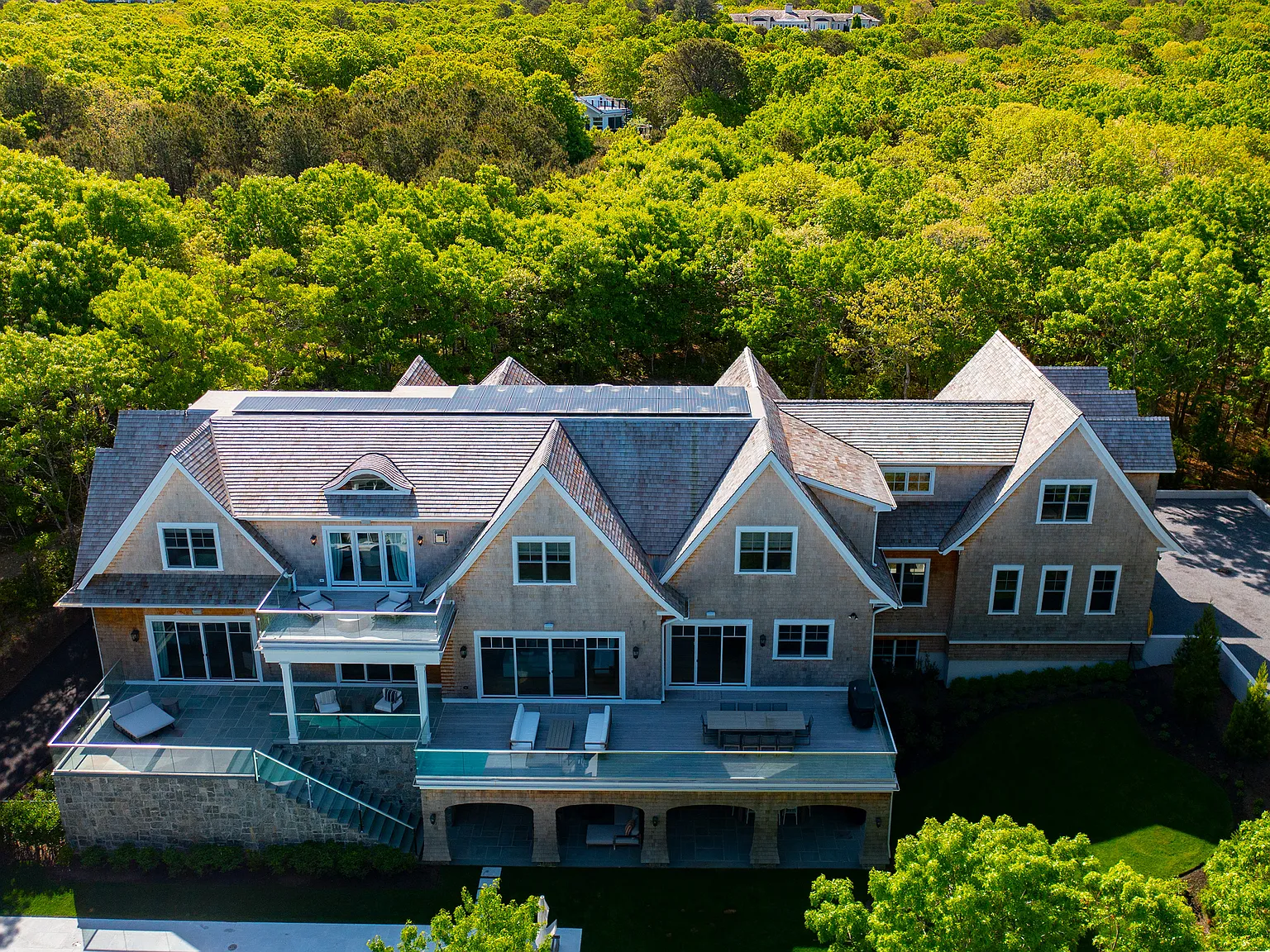 Incredible Southampton New Construction! — Photo 3
