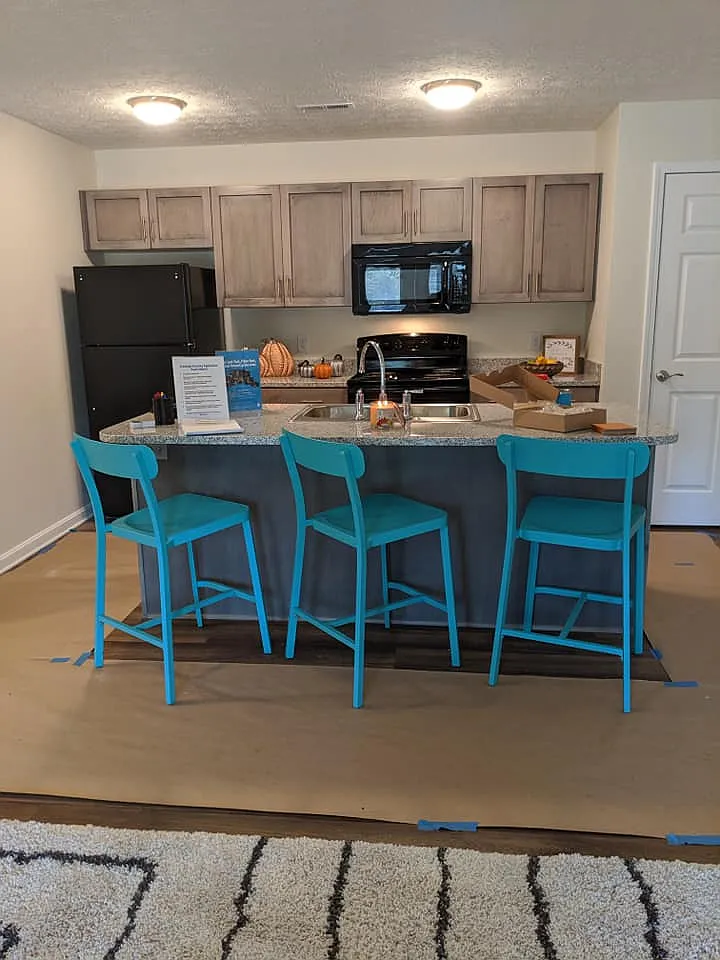 Creekside Crossing Apartments - 5205-304 — Photo 4