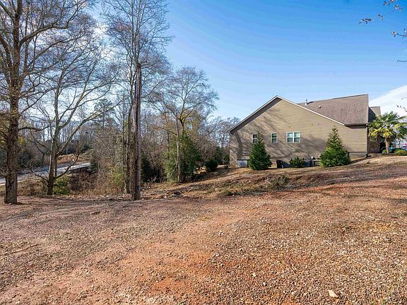 4th image of 1 Quiet Creek Ct