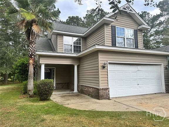 2nd image of 75 Oak Ridge Cir