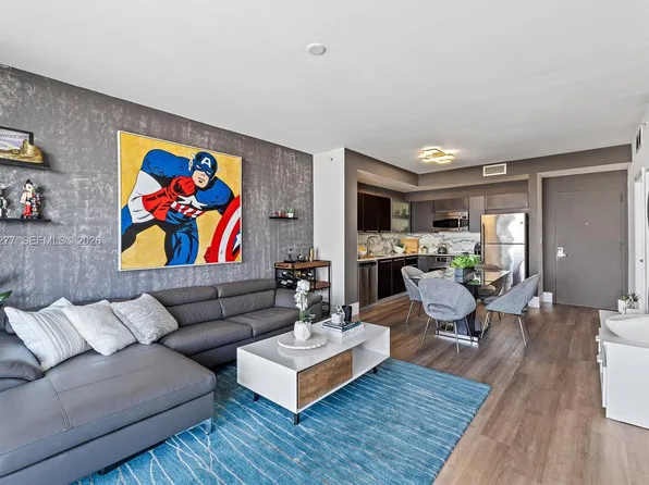 90 SW 3rd St APT 1506, Miami, FL 33130
