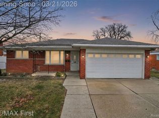 2837 Sherbourne Dr, Troy, MI 48083