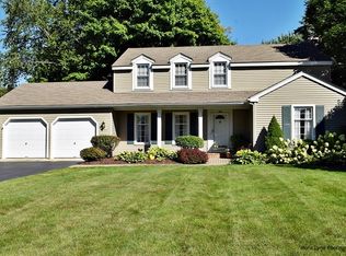 1048 Bluestem Ln, Batavia, IL 60510
