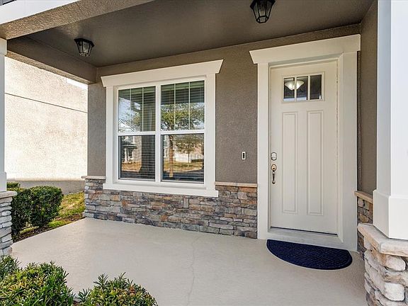 2nd image of 3006 Stonegate Dr