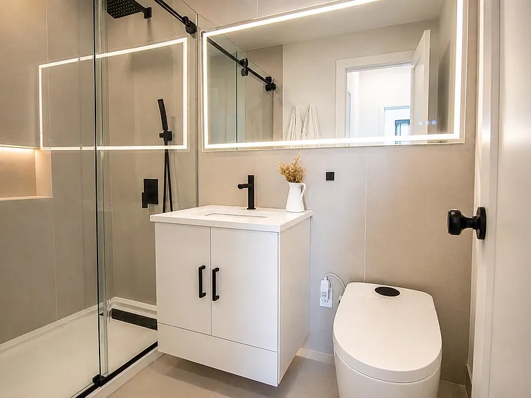 208 Willow Ave #201 — Photo 14