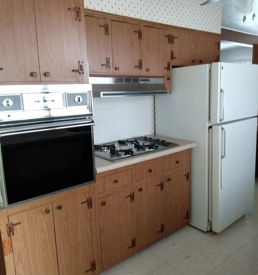 2 bed, $1,100 — Photo 3