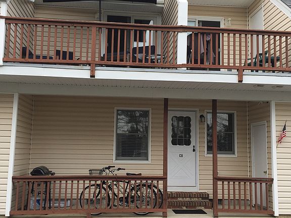 2nd fl. balcony/back porch