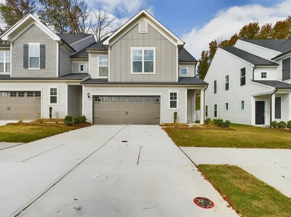 17018 Patron Dr, Charlotte, NC 28273