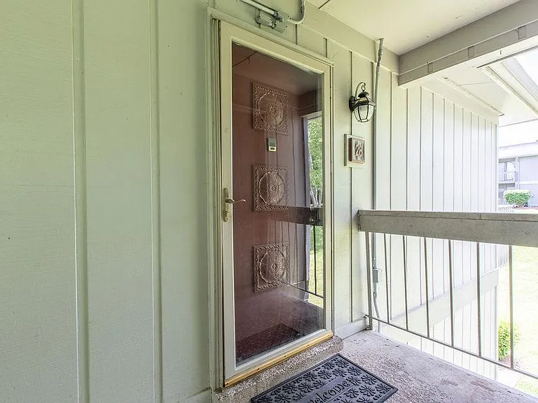 21 Vaughns Gap Rd #28 — Photo 9