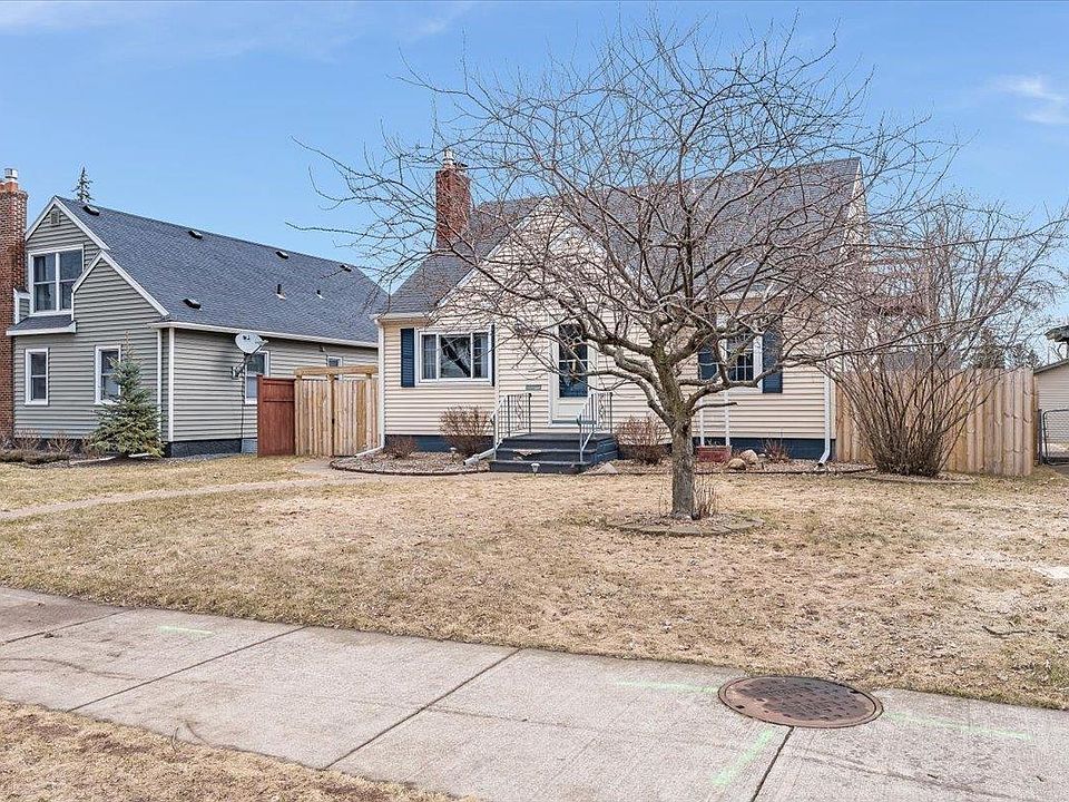 2206 Hammond Ave, Superior, WI 54880 Zillow