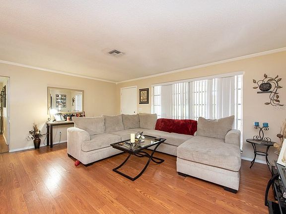 2nd image of 2186 Bramblewood Dr N