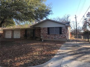 1900 Cornell Ln, Denton, TX 76201