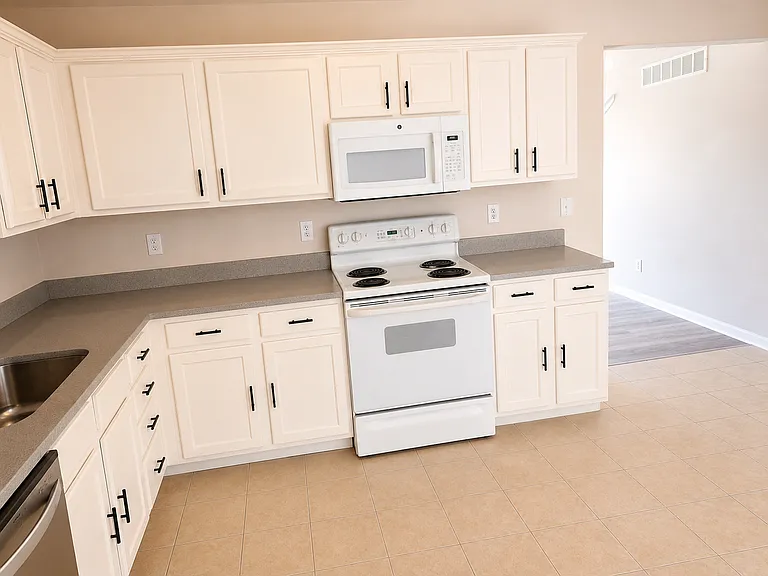 Windsor Townhomes Community — Photo 42