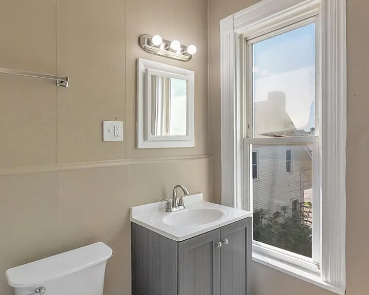 1606 Cleveland Ave NW — Photo 11