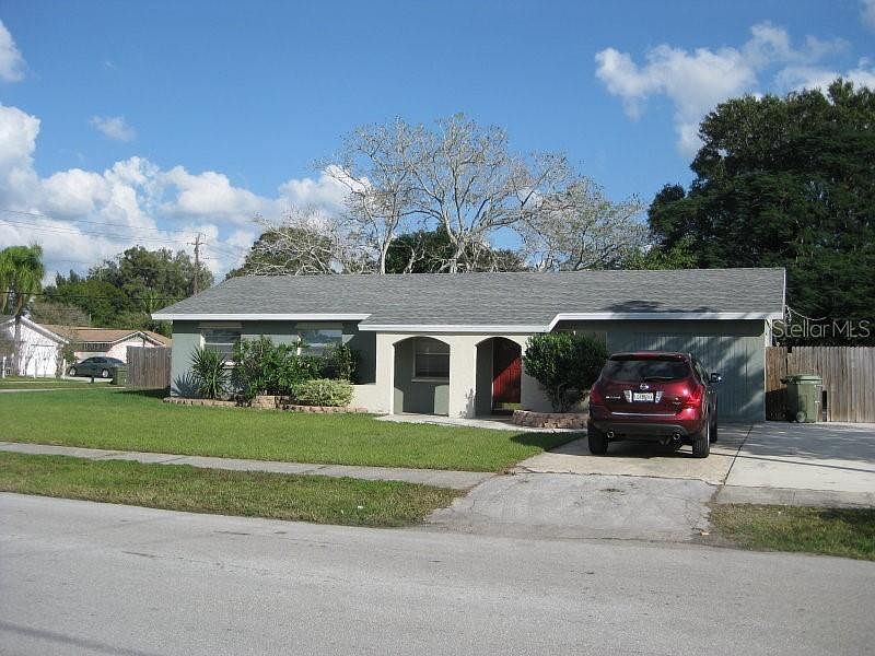 1st image of 746 N Brink Ave
