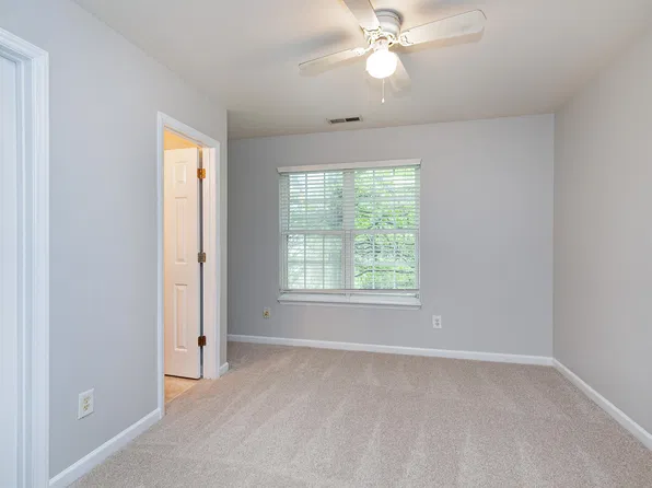 13 Red Ln, Raleigh, NC 27609
