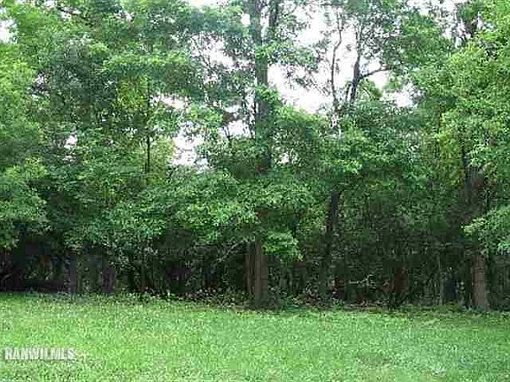 2nd image of 19-55 Woodland Ct