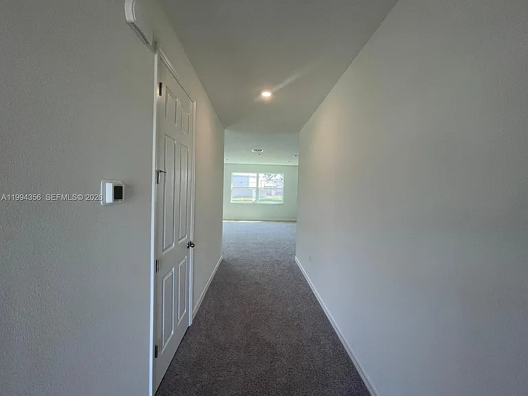 2133 SE Flanders Rd — Photo 7