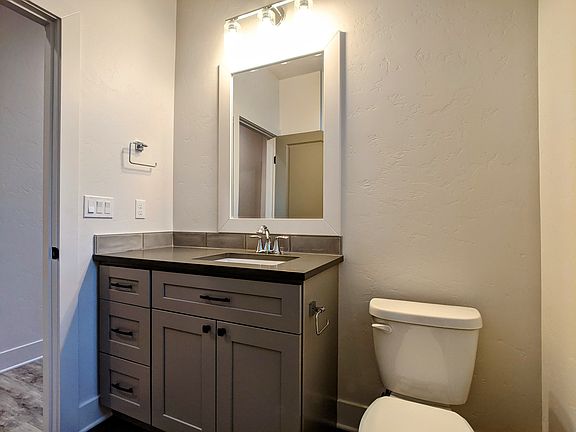 5th image of 6767 Caspian Pl