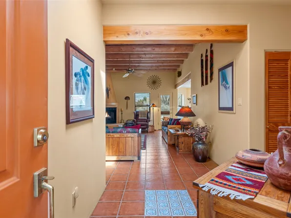 3 Inez Ct, Santa Fe, NM 87508