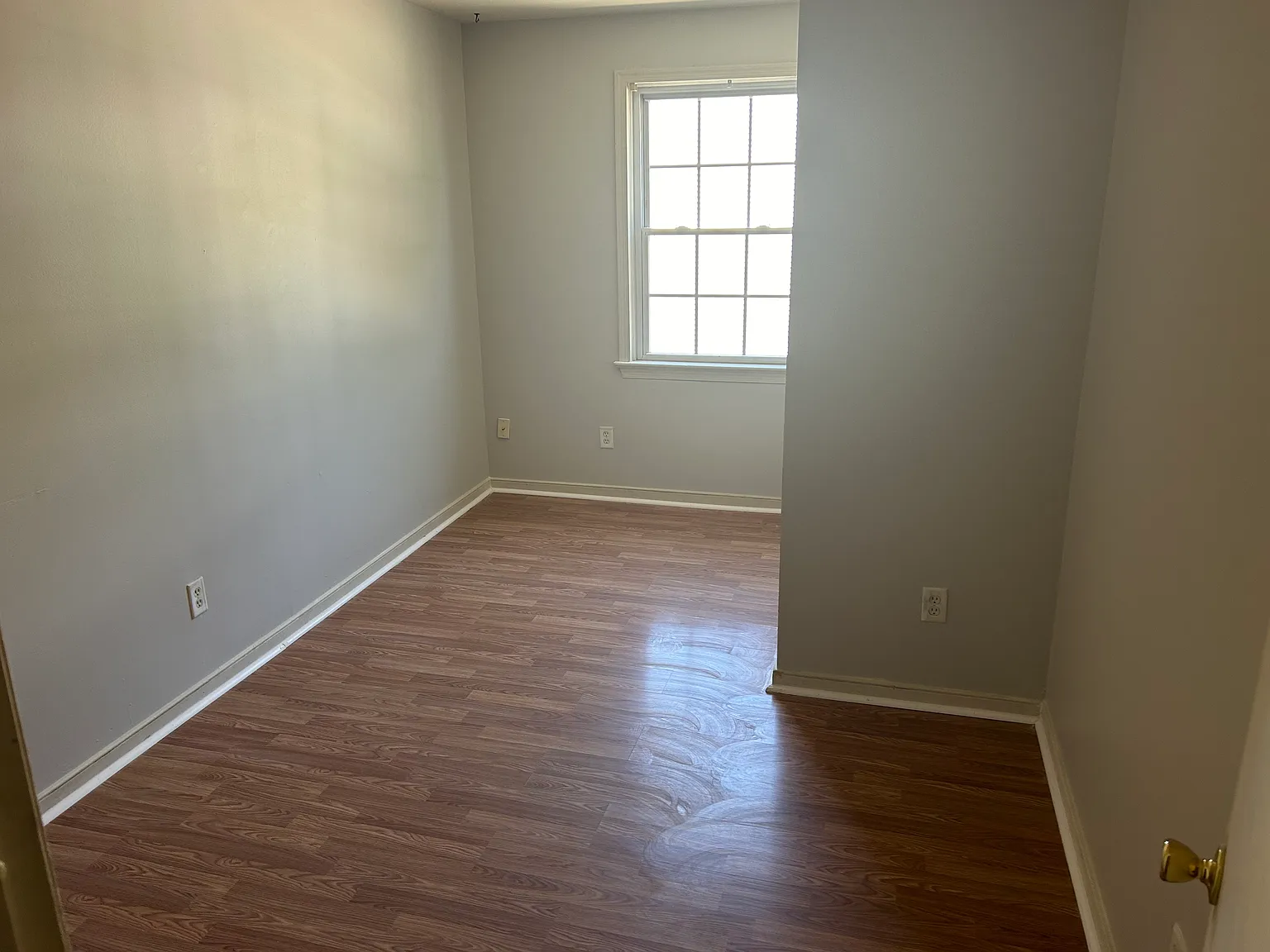 3 bed, 1200 sqft, $1,900 — Photo 4